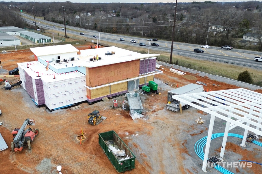 1290 Parkway Pl, Clarksville, TN for sale - Building Photo - Image 2 of 3