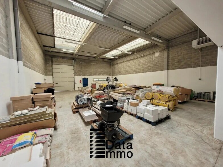 Industrial in Moissy-Cramayel for lease - Building Photo - Image 2 of 14
