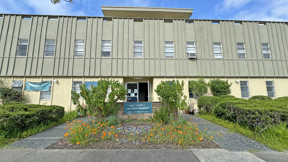 2880 Sacramento St, Berkeley, CA for lease - Building Photo - Image 1 of 22