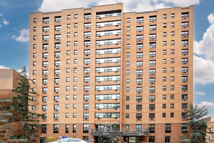 138-48-138-52 Elder Ave, Flushing, NY for lease - Building Photo - Image 2 of 5