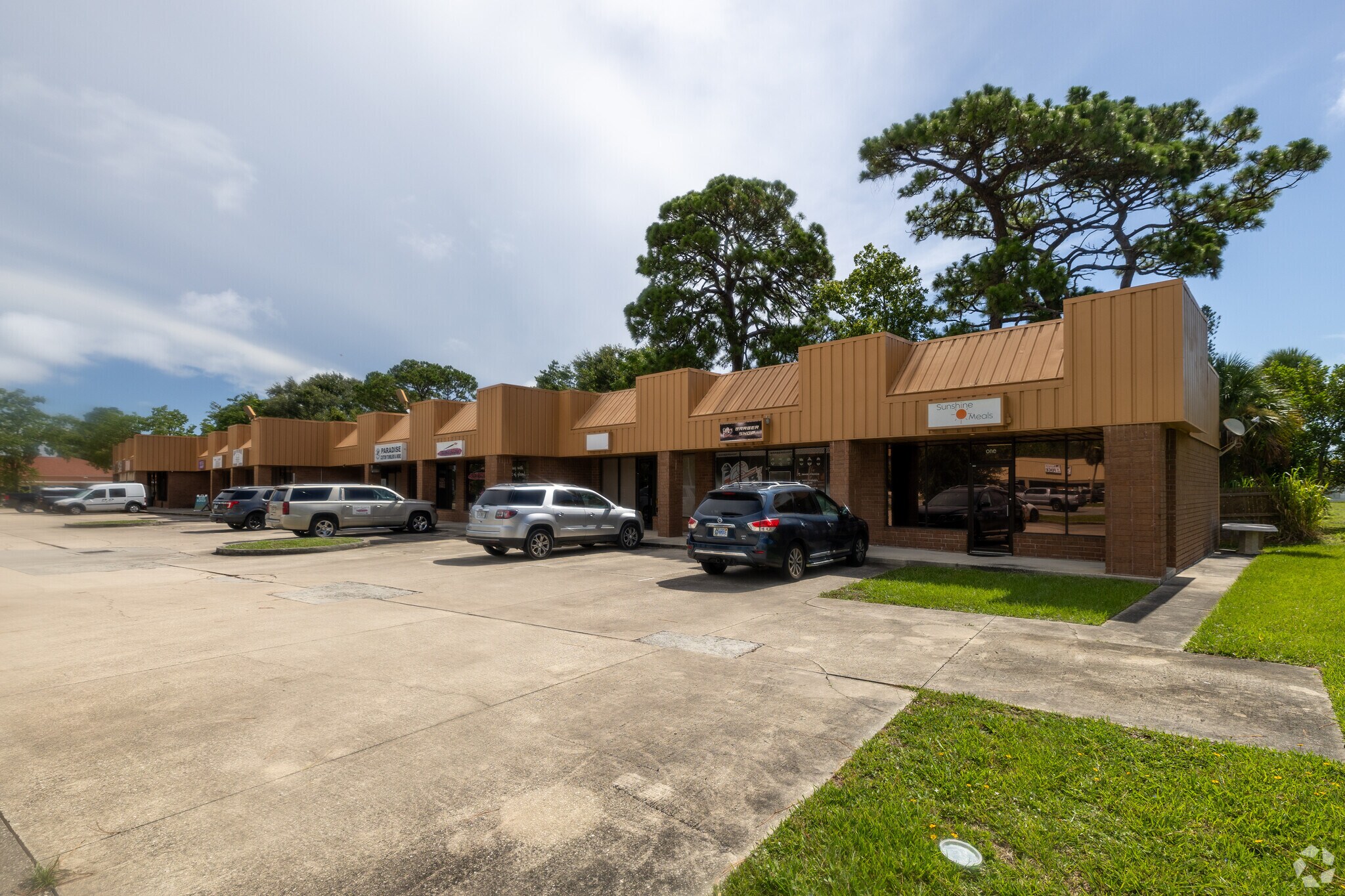 2715 N Harbor City Blvd, Melbourne, FL à louer Photo principale- Image 1 de 4
