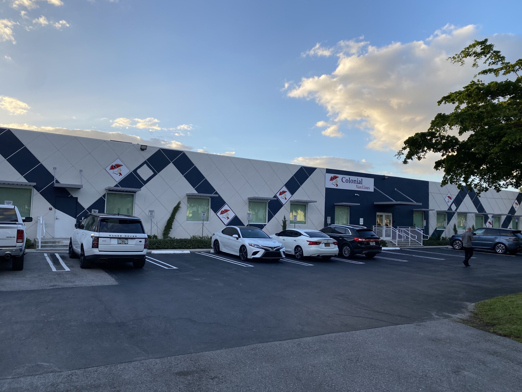 1441 SW 29th Ave, Pompano Beach, FL for sale Primary Photo- Image 1 of 15