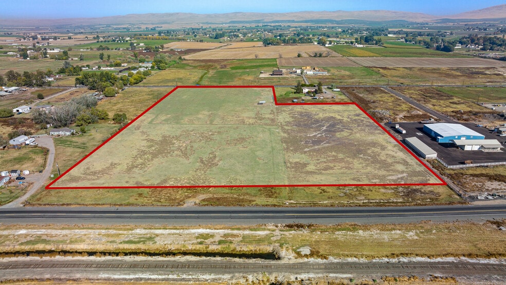 780 Yakima Valley, Sunnyside, WA à vendre - Photo du bâtiment - Image 2 de 5