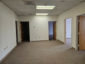 3050 Presidential Dr, Atlanta, GA for lease Interior Photo- Image 1 of 6