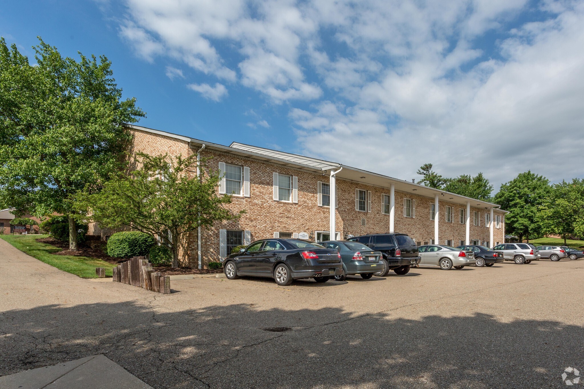 4780-4810 Munson St NW, Canton, OH à louer Photo principale- Image 1 de 6