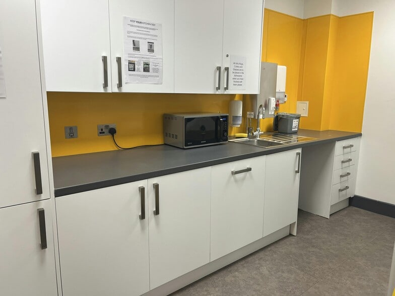 Bittern Way, Peterborough for lease - Building Photo - Image 2 of 9