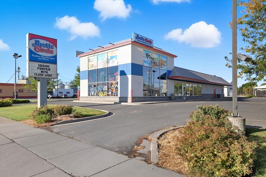 196 S State St, Preston, ID à vendre - Photo du bâtiment - Image 3 de 42