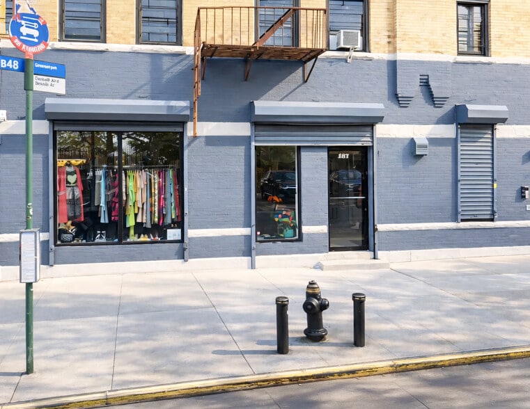 431 De Kalb Ave, Brooklyn, NY for lease - Building Photo - Image 1 of 4