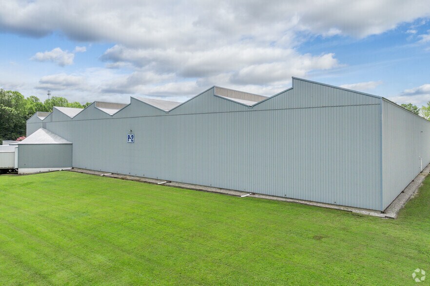 324 Alexander Lee Pky, Williamsburg, VA à vendre - Photo du bâtiment - Image 2 de 4