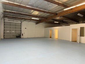 9340 Corbin Ave, Northridge, CA for lease Interior Photo- Image 2 of 10