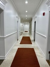 46 SW 1st St, Miami, FL à louer Photo intérieure- Image 1 de 27