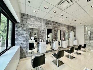Plus de détails pour 181 Greenwich Ave, Greenwich, CT - Commerce de détail à louer