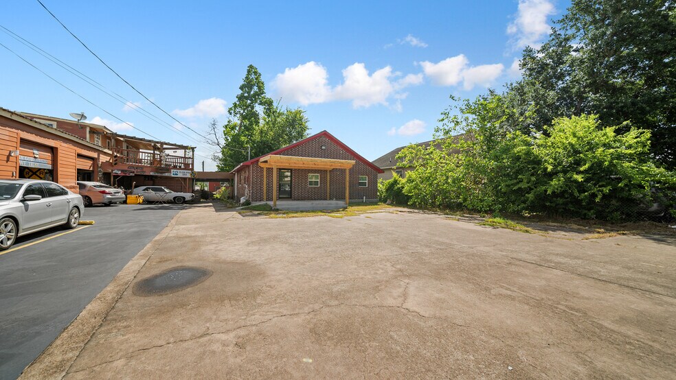2209 Highway 3, Dickinson, TX à vendre - Photo du bâtiment - Image 1 de 32