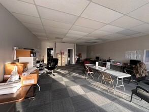 903 Nissley Rd, Lancaster, PA for lease Interior Photo- Image 1 of 2