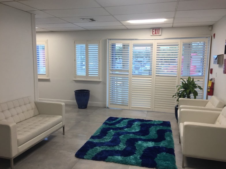 5465 NW 36th St, Miami, FL à louer - Photo intérieure - Image 2 de 65