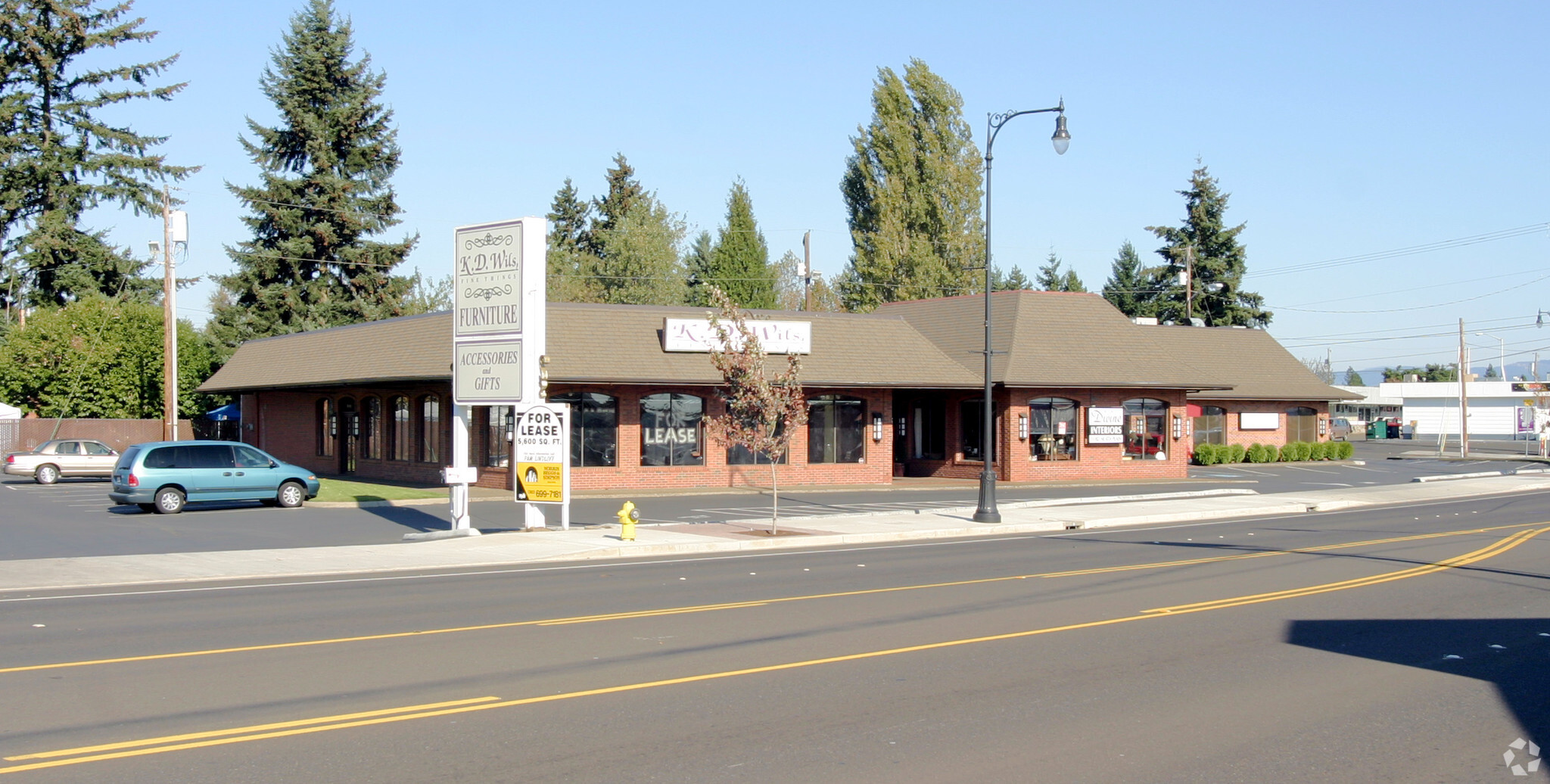 11014 NE Fourth Plain Blvd, Vancouver, WA for sale Primary Photo- Image 1 of 2