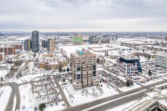 3030 Boul Le Carrefour, Laval, QC - Aérien Vue de la carte