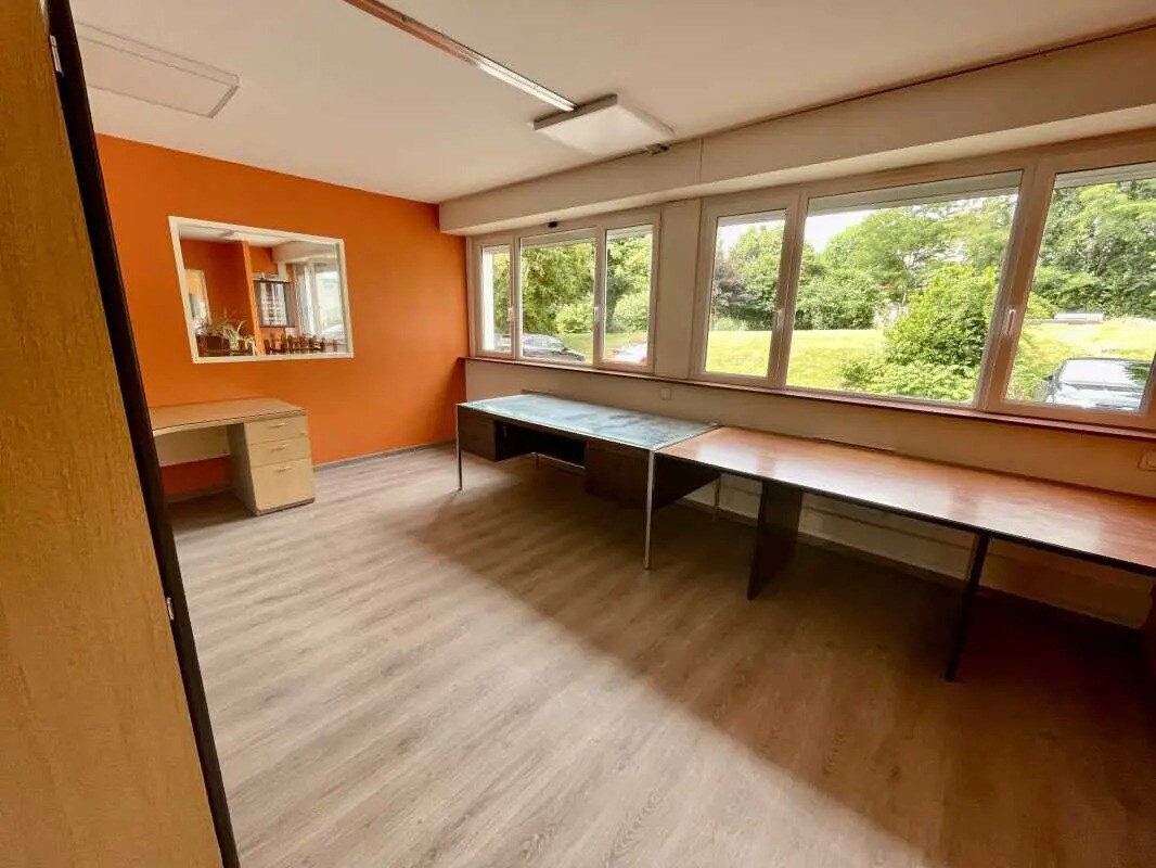 Office in Rouen for lease Interior Photo- Image 1 of 12