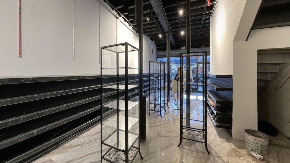 1271 Fulton St, Brooklyn, NY à louer - Photo du bâtiment - Image 3 de 8