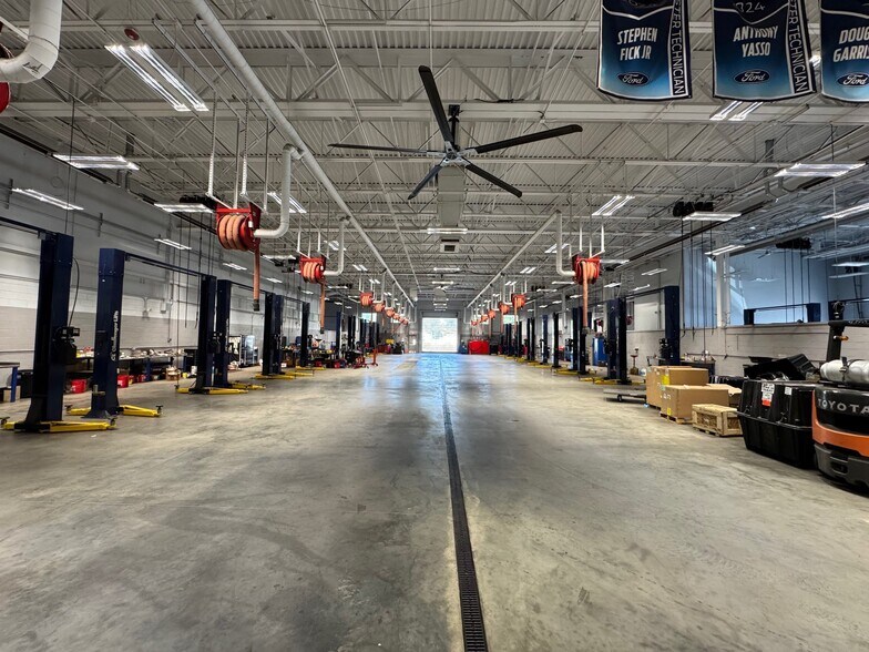 301 S Front St, Hamburg, PA à vendre - Photo du bâtiment - Image 3 de 5