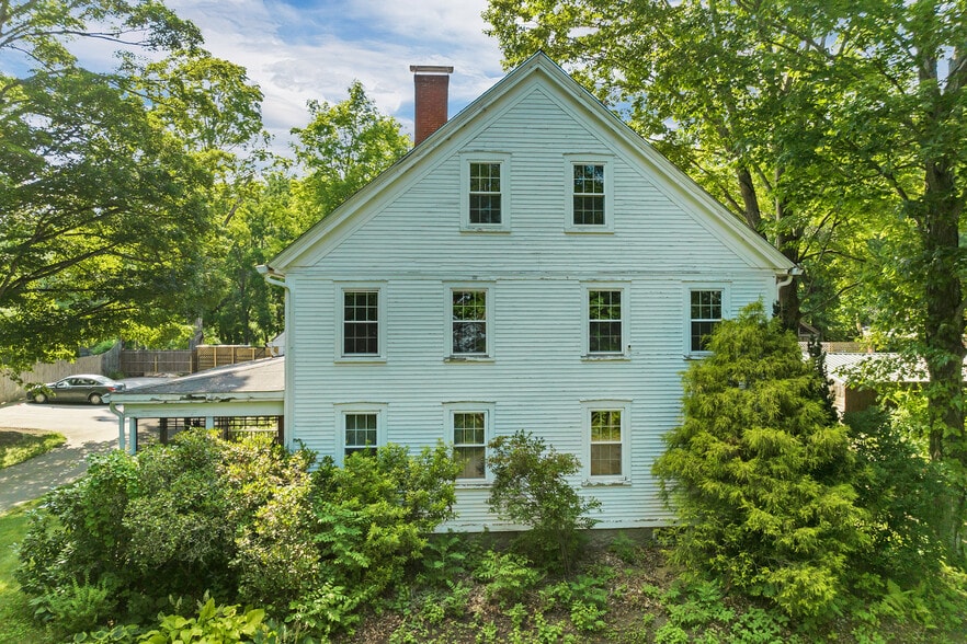 521 Calef Hwy, Epping, NH for sale - Building Photo - Image 3 of 40