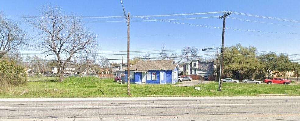 1137 Airport Blvd, Austin, TX for lease - Building Photo - Image 2 of 3
