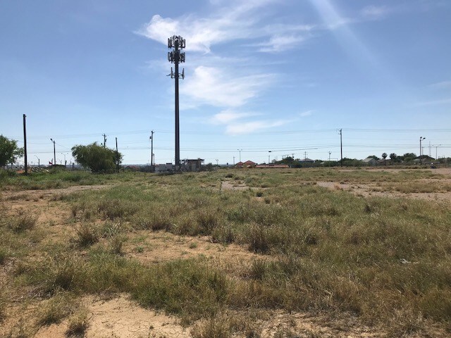 5215 S Zapata Hwy, Laredo, TX à vendre - Autre - Image 3 de 20