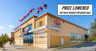 Plus de détails pour 163-30 Cross Bay Blvd, Howard Beach, NY - Commerce de détail à vendre