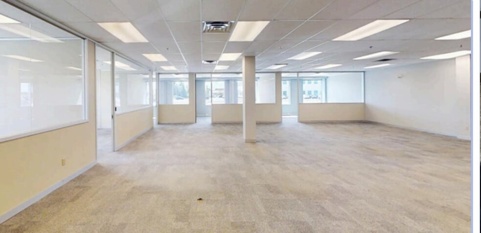 11 Ocean Limited Way, Moncton, NB for lease - Interior Photo - Image 1 of 9