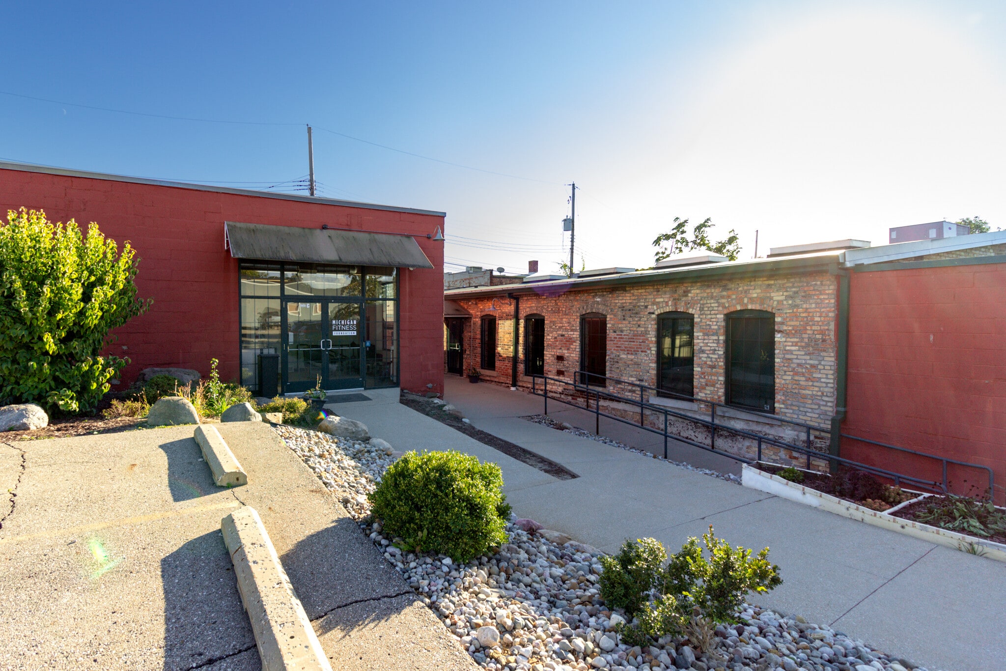 1213 Center St, Lansing, MI for lease Building Photo- Image 1 of 37