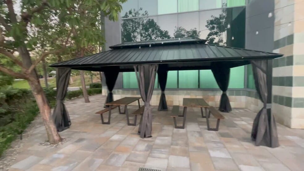 440 S Melrose Dr, Vista, CA for lease - Commercial Listing Video - Image 2 of 10