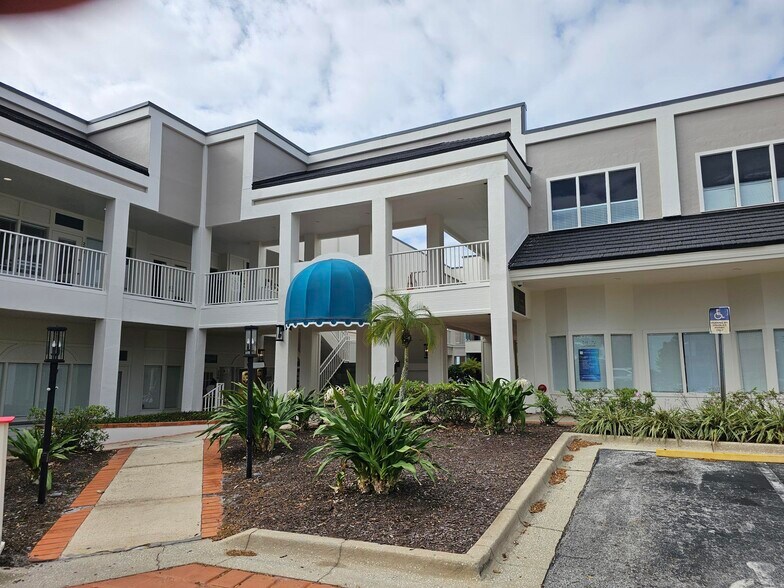 218-384 Wilshire Blvd, Casselberry, FL à louer - Photo du bâtiment - Image 1 de 34