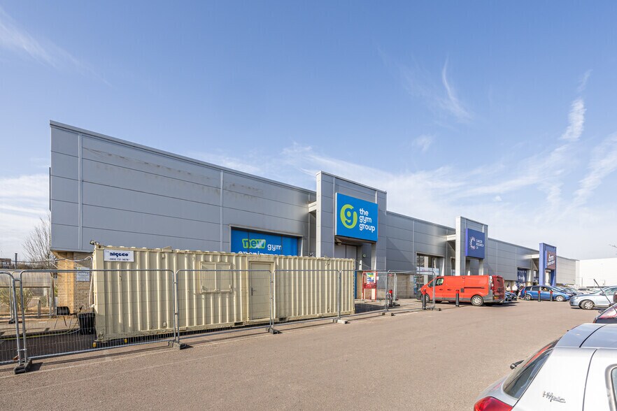 London Rd, Stevenage for sale - Primary Photo - Image 1 of 2