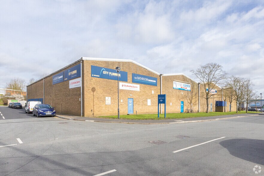 Hall Rd, Norwich à louer - Photo principale - Image 1 de 2