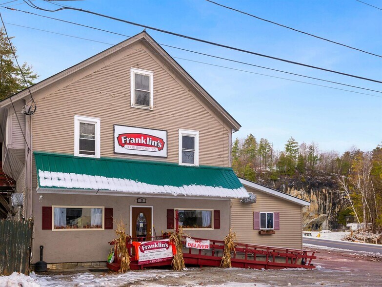 25 North St, Proctor, VT à vendre - Photo du bâtiment - Image 3 de 37