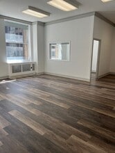 582-590 Market St, San Francisco, CA à louer Photo intérieure- Image 1 de 3