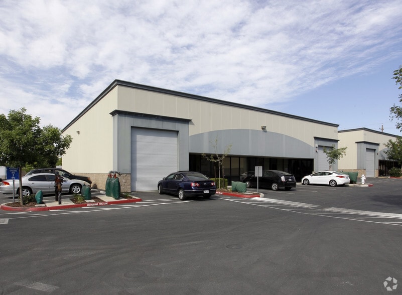 4062 Cincinnati Ave, Rocklin, CA for lease - Building Photo - Image 2 of 2