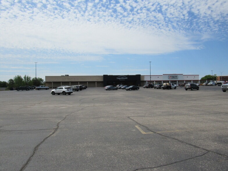 1500 Blk W Plato Rd., Duncan, OK for lease - Primary Photo - Image 1 of 1