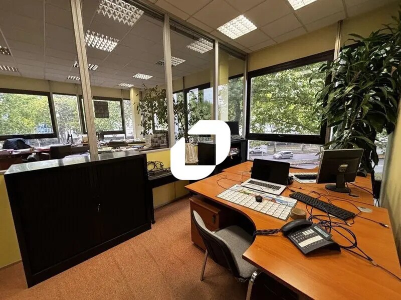 Office in Évry-Courcouronnes for sale Interior Photo- Image 1 of 13