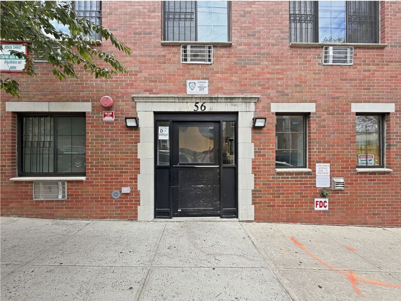 856 E 213th St, Bronx, NY for sale - Building Photo - Image 2 of 10