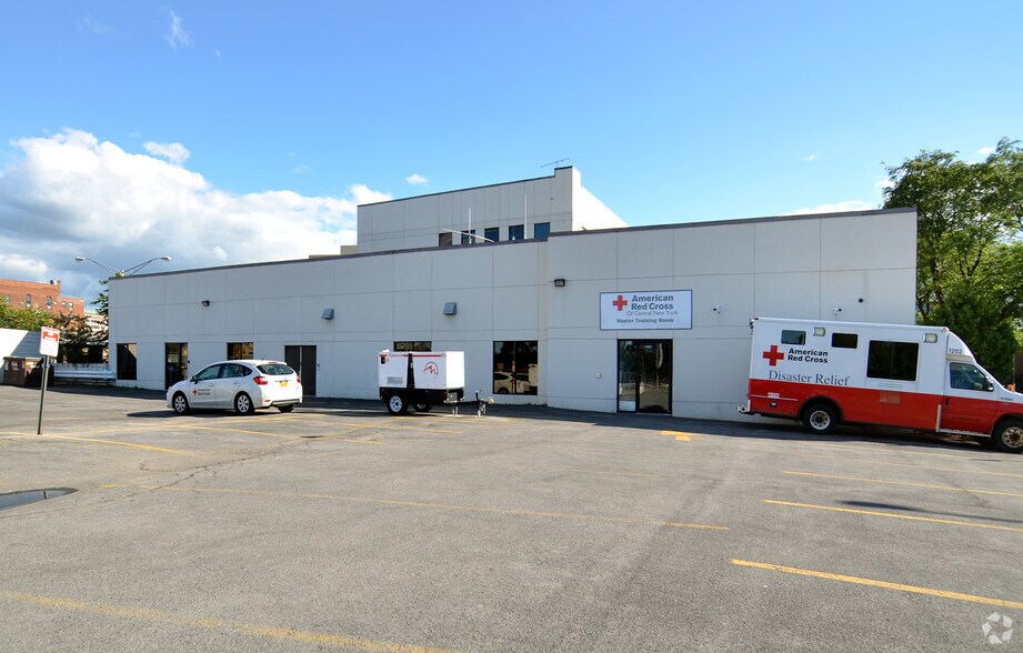 344 W Genesee St, Syracuse, NY à louer - Photo du bâtiment - Image 2 de 27