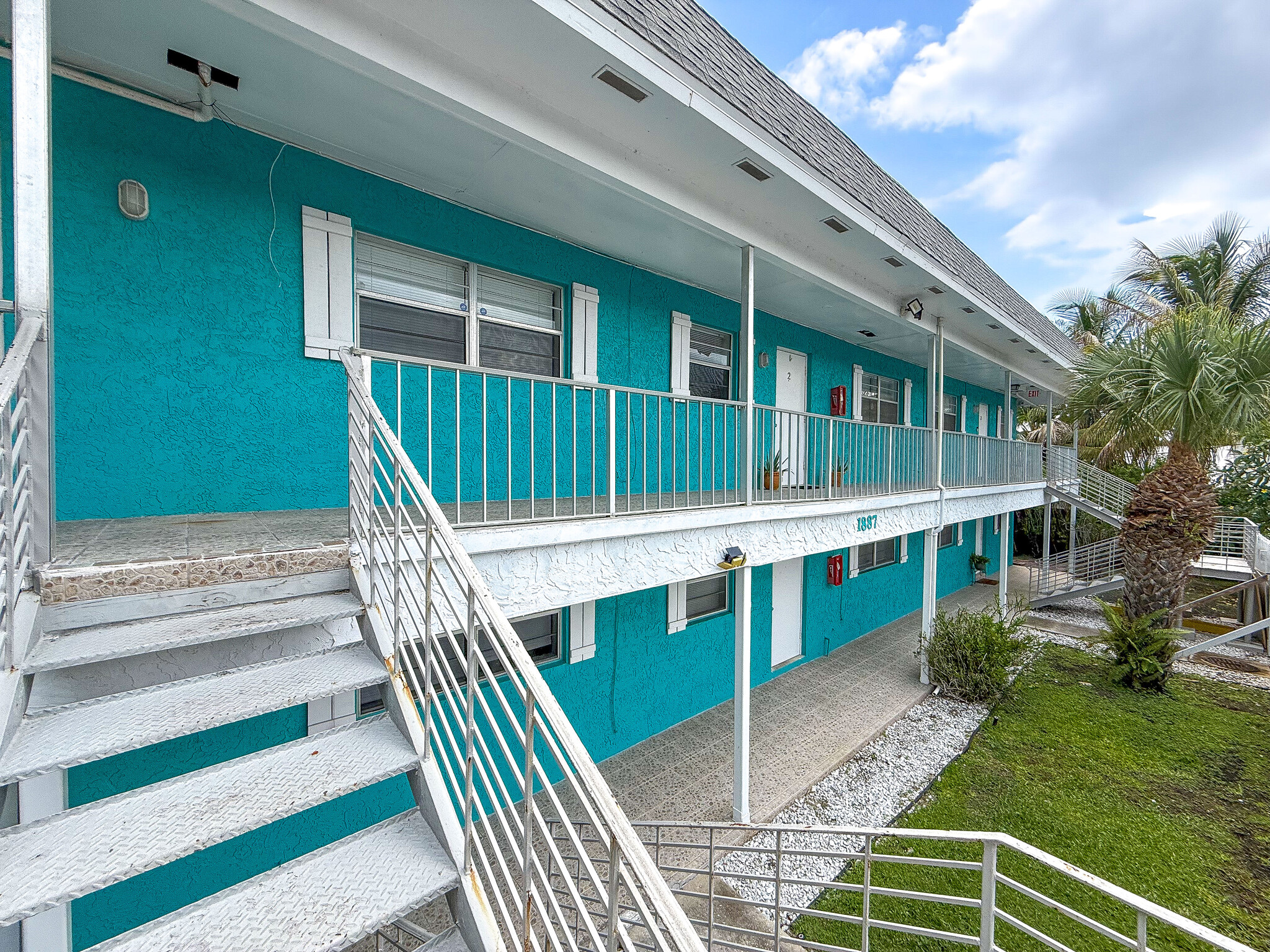 1887 Juno Rd, North Palm Beach, FL for sale Building Photo- Image 1 of 15