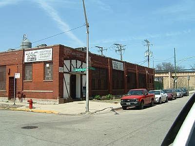 2508 W Maypole Ave, Chicago, IL for lease - Primary Photo - Image 3 of 17