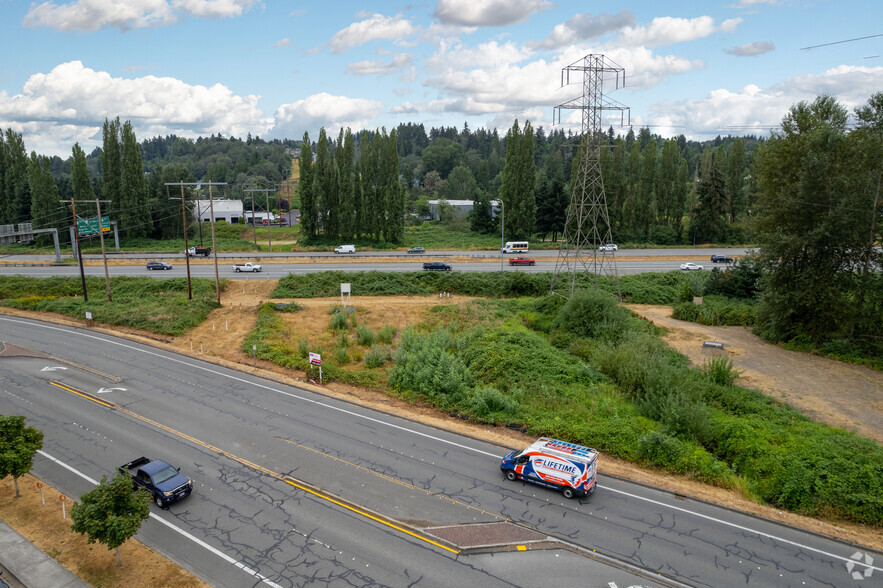 18007 120th Ave, Bothell, WA à vendre - Photo du bâtiment - Image 2 de 3