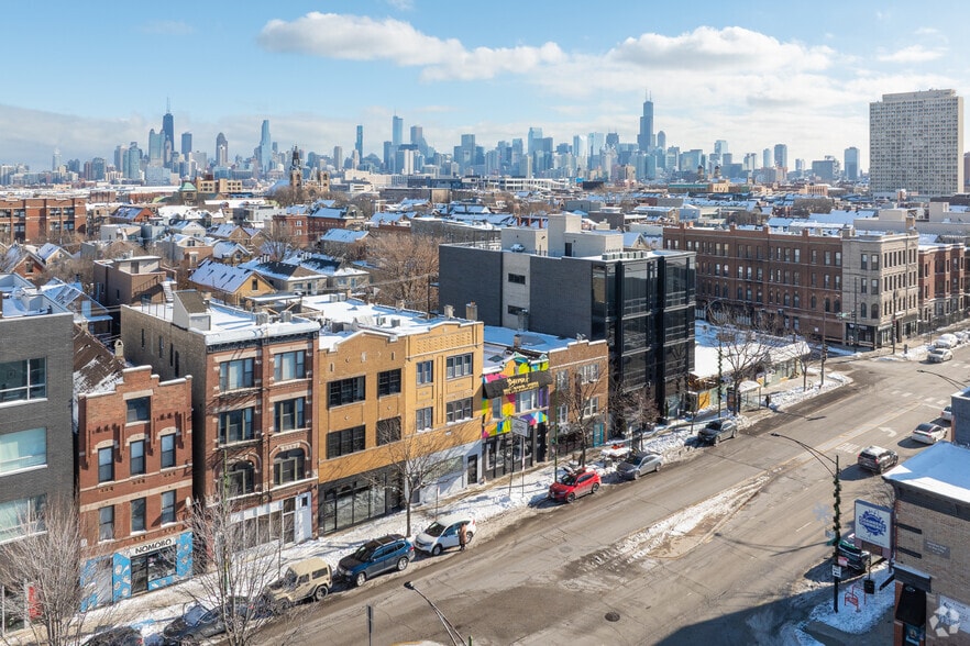 1417 N Ashland Ave, Chicago, IL à louer - Aérien - Image 1 de 9