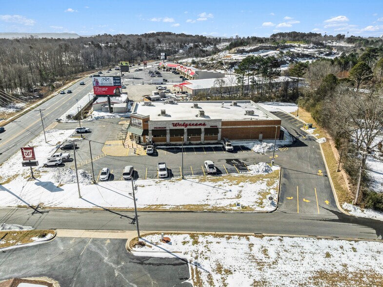 1800 Airport Rd, Hot Springs, AR à vendre - Photo du bâtiment - Image 2 de 16