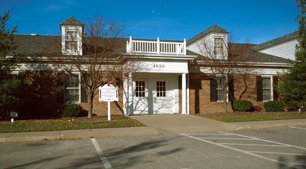 4635 Richmond Rd, Warrensville Heights, OH à louer - Photo du bâtiment - Image 2 de 7
