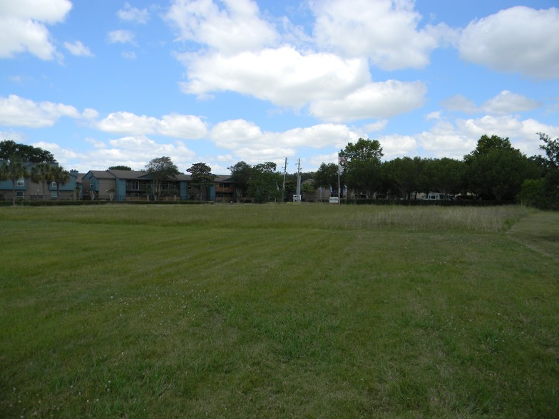 Marina Bay Dr, League City, TX à vendre - Photo du bâtiment - Image 1 de 1