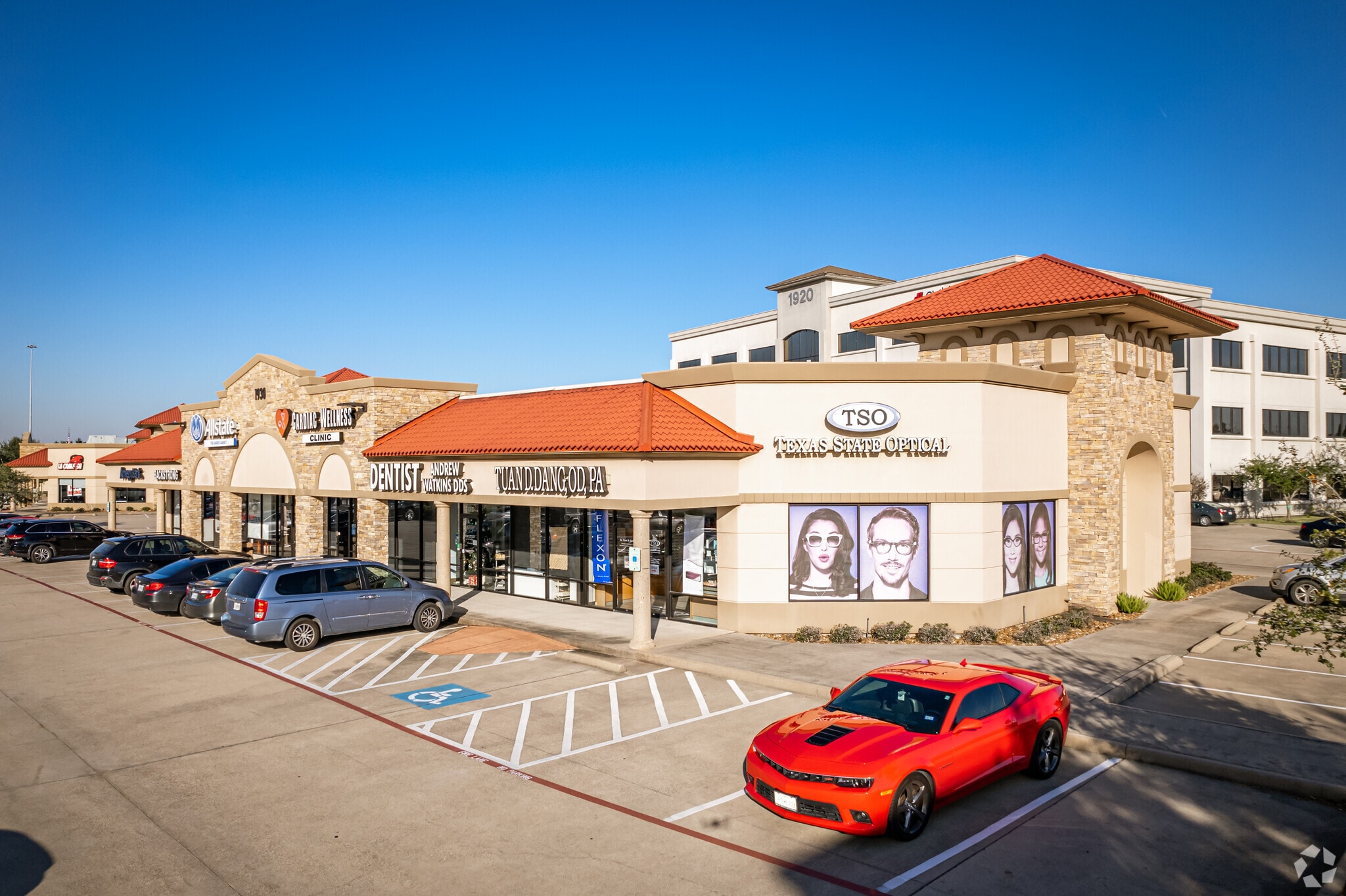 1930 Country Place Pky, Pearland, TX for lease Primary Photo- Image 1 of 4