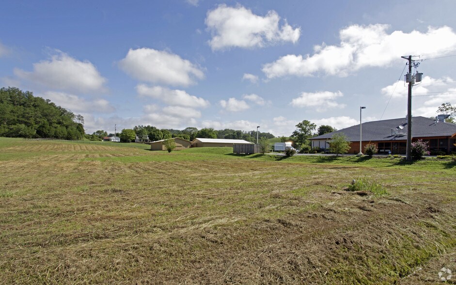 Waldens Creek Rd, Sevierville, TN à vendre - Photo du bâtiment - Image 2 de 13